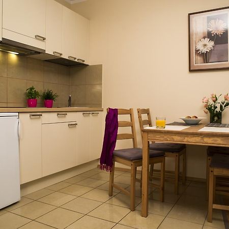 Apartamenty Tww Ochota วอร์ซอ ภายนอก รูปภาพ