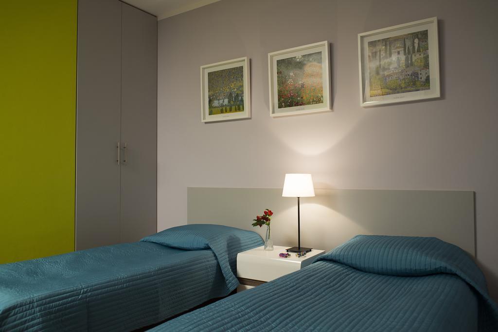 Apartamenty Tww Ochota วอร์ซอ ห้อง รูปภาพ