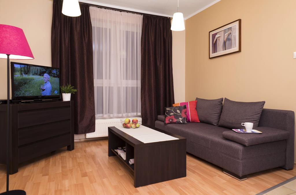 Apartamenty Tww Ochota วอร์ซอ ห้อง รูปภาพ