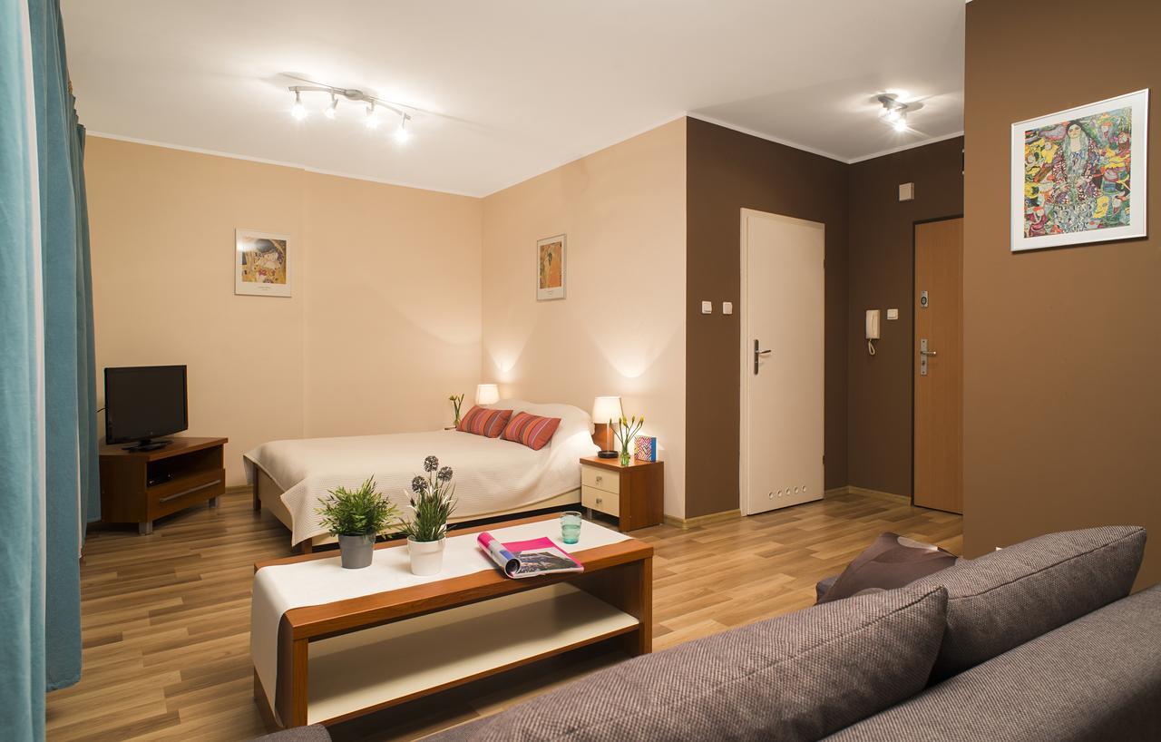 Apartamenty Tww Ochota วอร์ซอ ภายนอก รูปภาพ