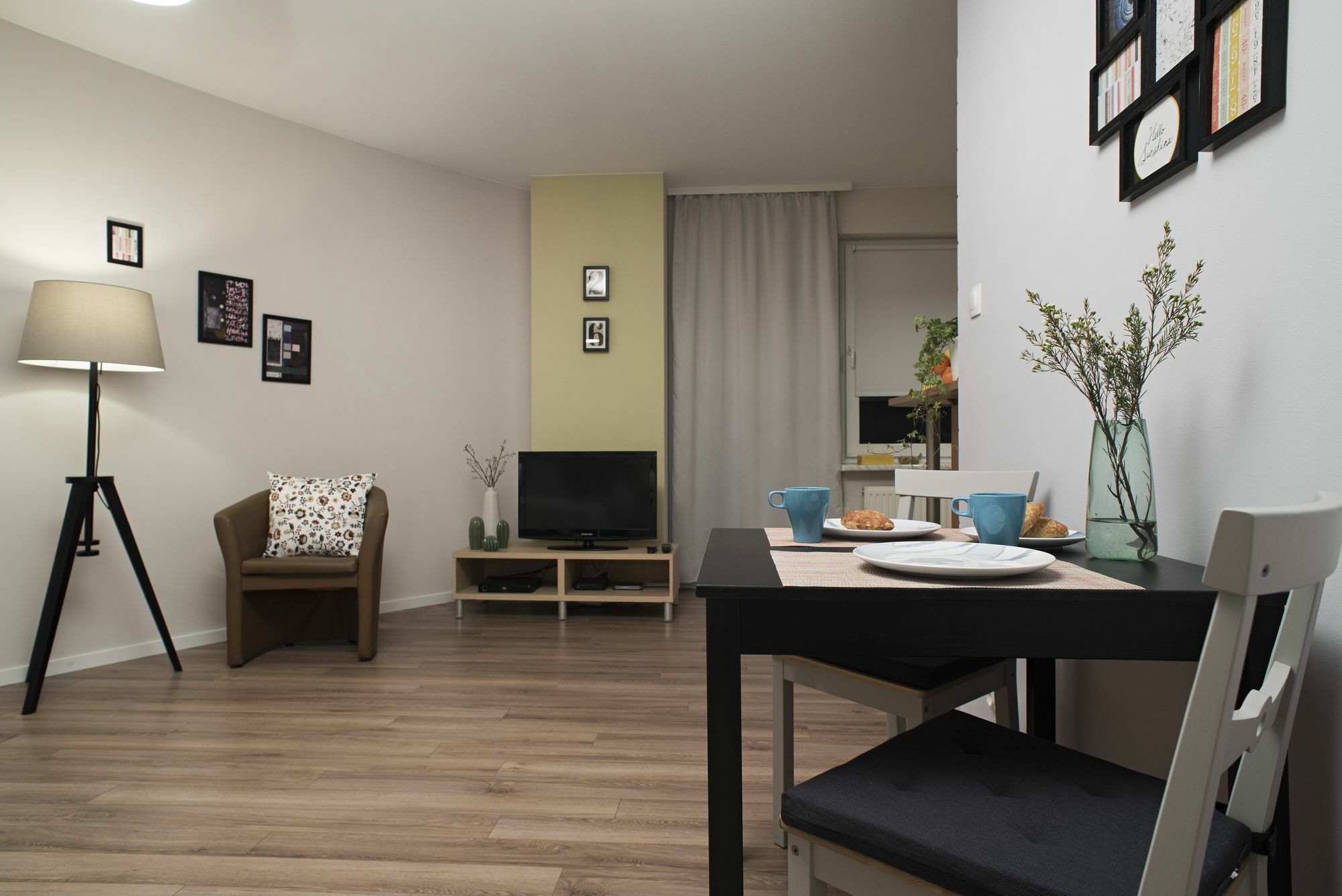 Apartamenty Tww Ochota วอร์ซอ ภายนอก รูปภาพ